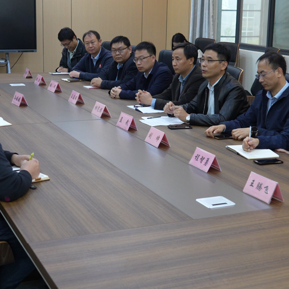 齊魯工業(yè)大學(xué)調(diào)研組到荷凈集團實地調(diào)研企業(yè)專利許可應(yīng)用情況